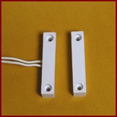 Surface Mount Magnetic Switch
